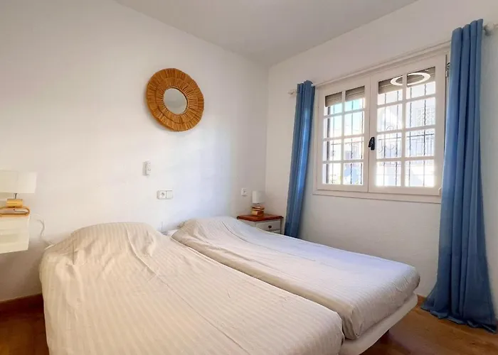 Rosa تورّيفيِخا